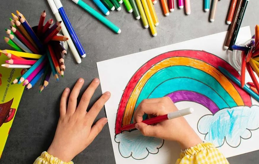 آموزش نقاشی برج ایفل در ۶ مرحله