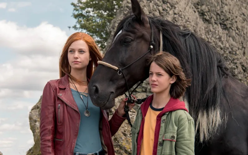 فیلم سینمایی طوفان و تندباد