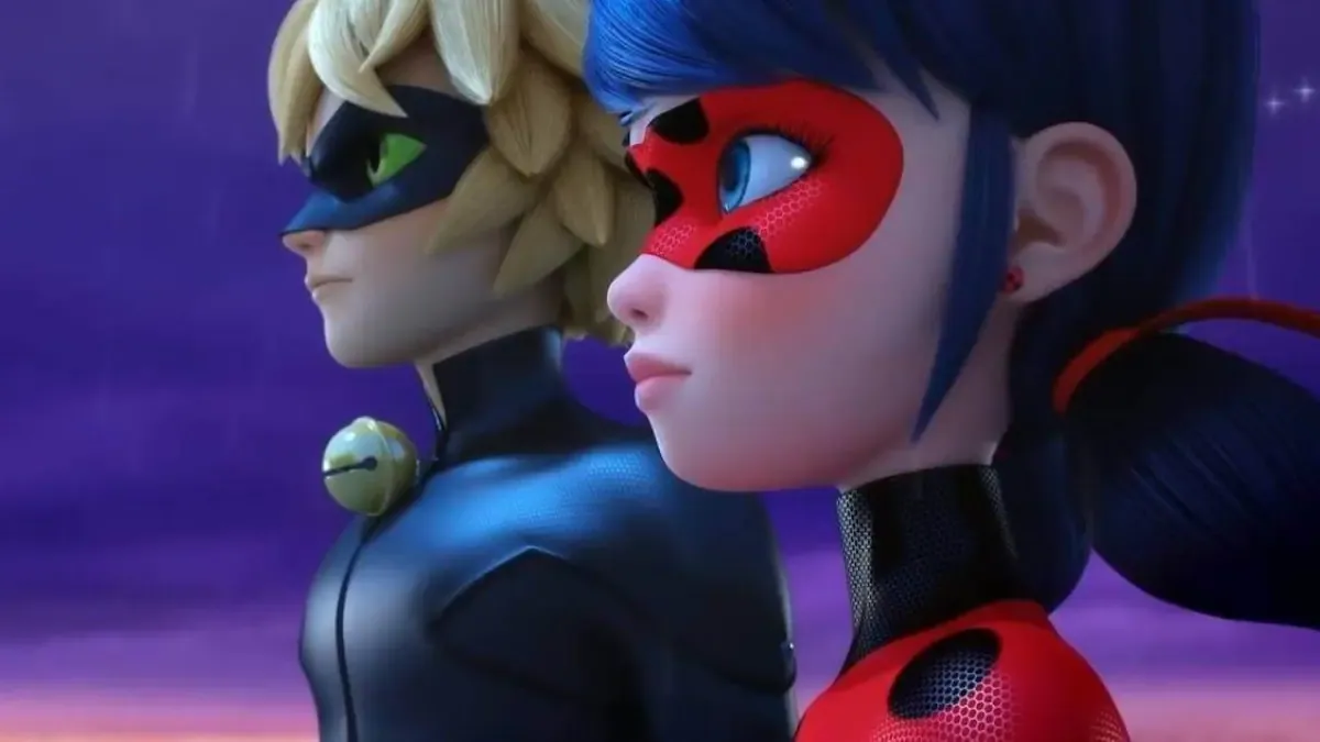 دختر کفشدوزکی