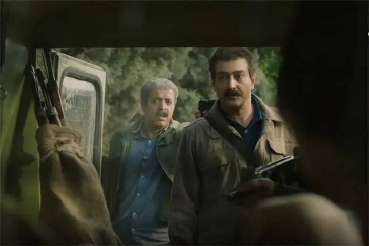 سریال دو نیمه ماه