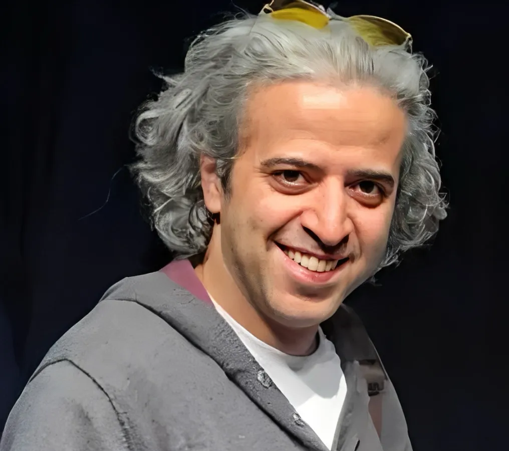 ایوب آقا خانی