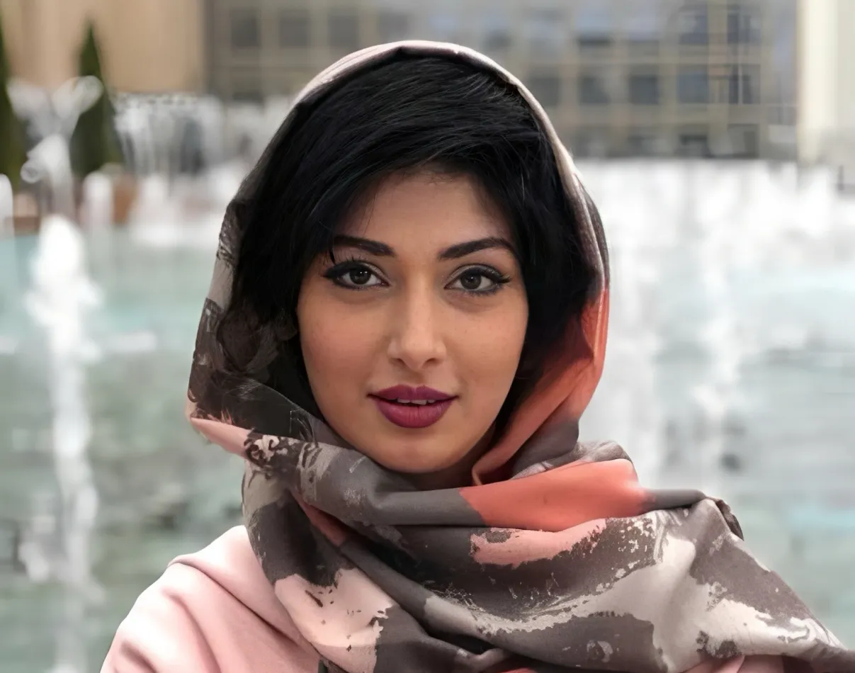 زهرا سزاوار