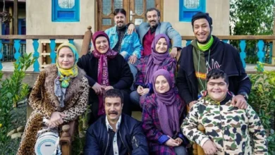 چند نفر خانه نقی معمولی را اجاره کردند و «پایتخت» تماشا میکنند + ویدیو